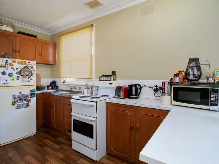 Fourth view of Homely unit listing, Unit 2/110 Francis Street, Bairnsdale VIC 3875