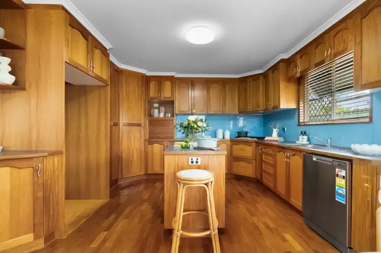 Sixth view of Homely house listing, 2 Geelong Court, Eagleby QLD 4207