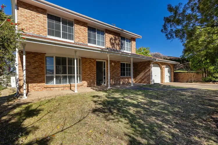 4 Goldberg Place, Bega NSW 2550