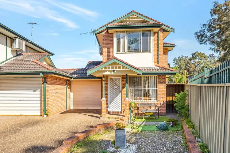 1/43 Allambie Road, Edensor Park NSW 2176