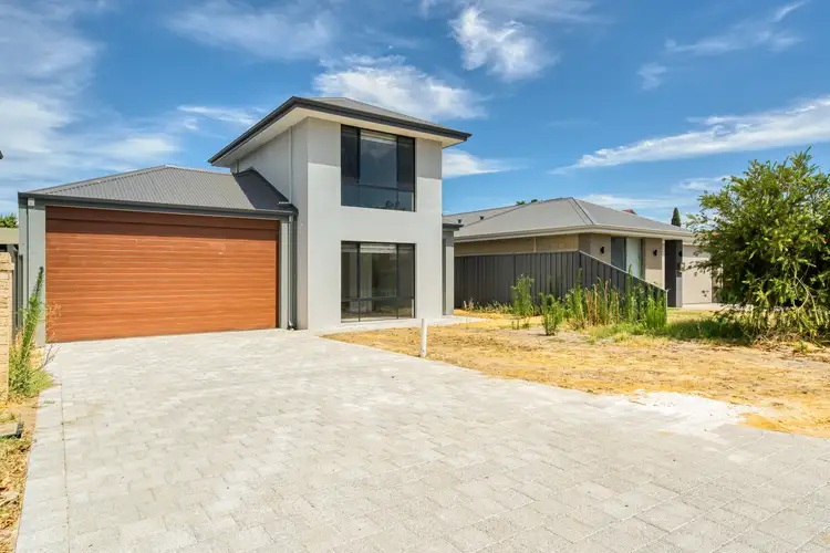 18 Sinclair St, Rivervale WA 6103