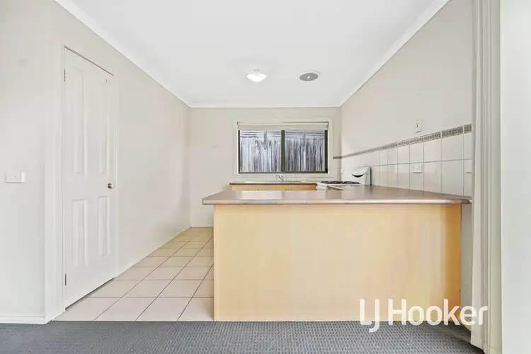 Fourth view of Homely unit listing, 4/5 Glenda Court, Pakenham VIC 3810