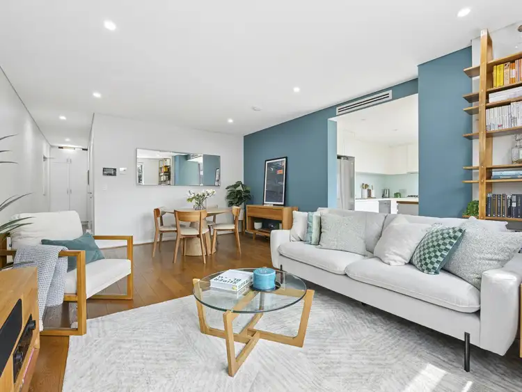 61/62 Gordon Crescent