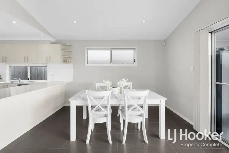 6 Treetops Street, Yarrabilba QLD 4207