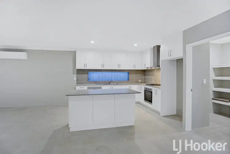 61 Dandaragan Drive, Dawesville WA 6211