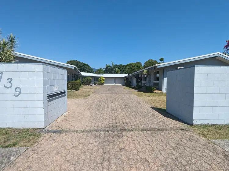 1/139 English Street, Manunda QLD 4870