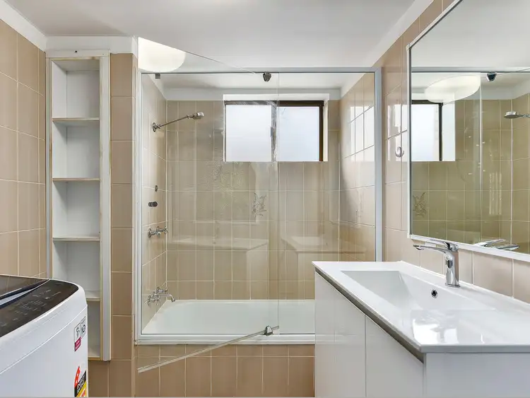 Sixth view of Homely apartment listing, 1/5 Silva Street, Ascot QLD 4007