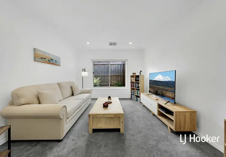 Fourth view of Homely house listing, 15 Periwinkle Crescent, Wallan VIC 3756