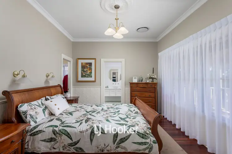 Sixth view of Homely house listing, 1 Balliol Court, College Grove WA 6230