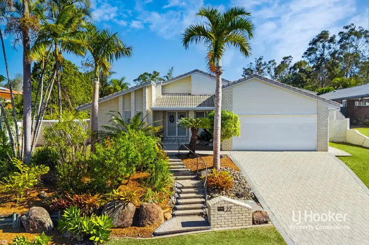 22 Gleneagles Crescent, Albany Creek QLD 4035