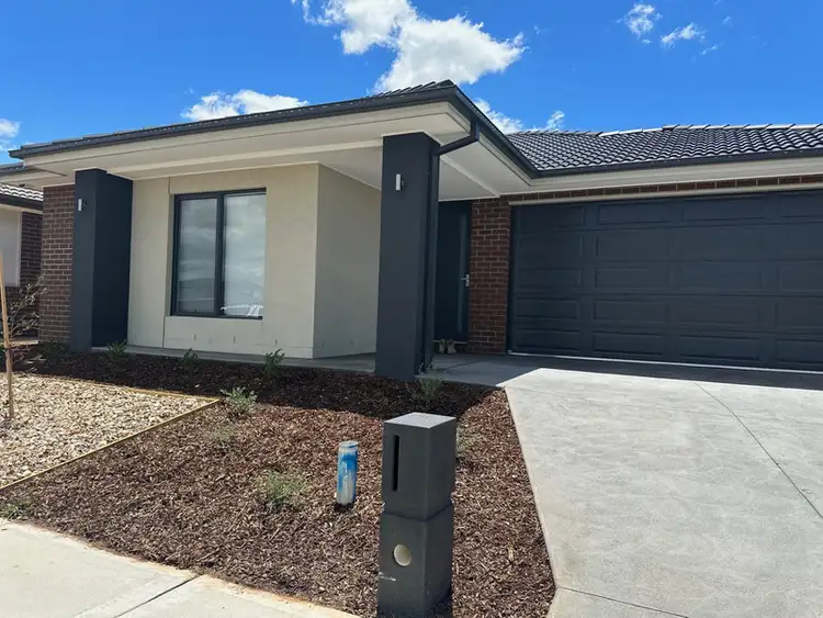 17 Skyros Road, Fraser Rise VIC 3336