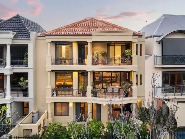 16 Jewell Lane, East Perth WA 6004