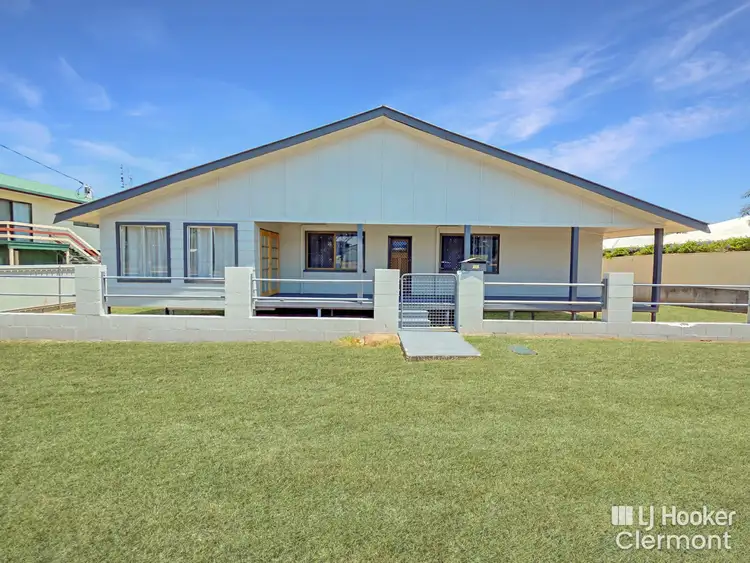 22 Capricorn Street, Clermont QLD 4721