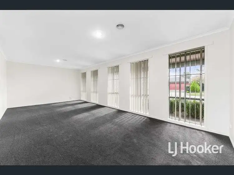 Second view of Homely house listing, 1 Greythorne Court, Narre Warren VIC 3805