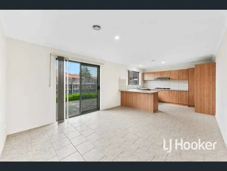 Third view of Homely house listing, 1 Greythorne Court, Narre Warren VIC 3805