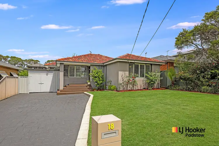 18 Thomas Street, Picnic Point NSW 2213
