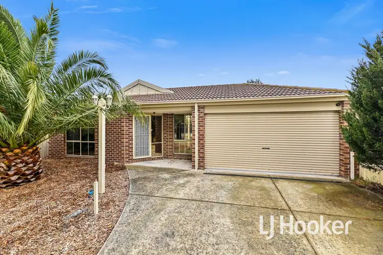 9 Muscari Drive, Pakenham VIC 3810