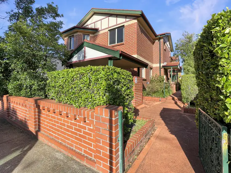 2/42 Waterview Street, Five Dock NSW 2046