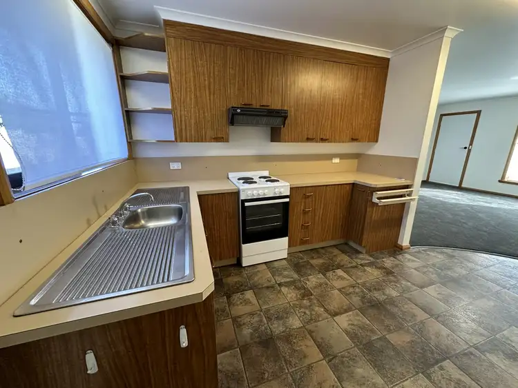 Fifth view of Homely unit listing, 2/6 Port Road, Wynyard TAS 7325