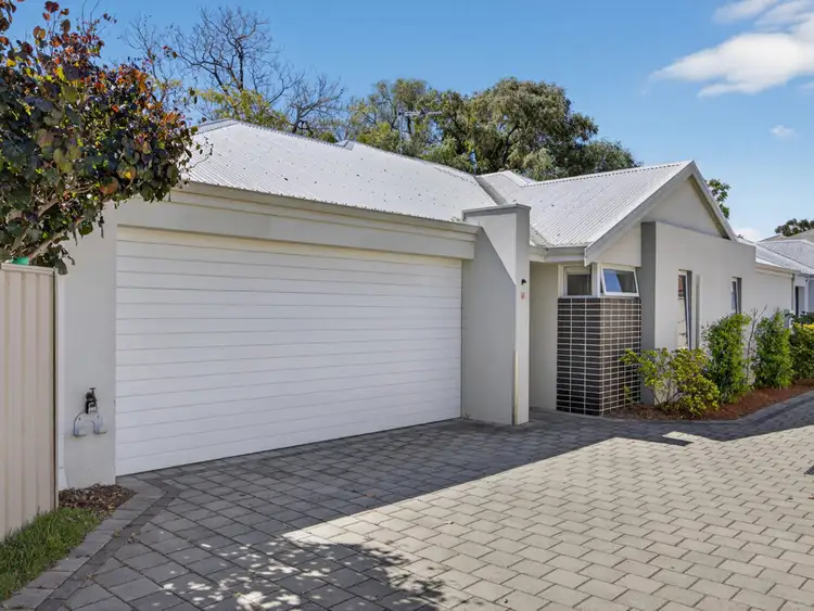 62A Caledonian Avenue