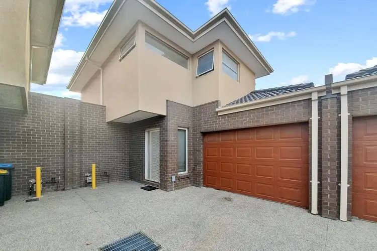 4/10 Siracusa Avenue, Point Cook VIC 3030