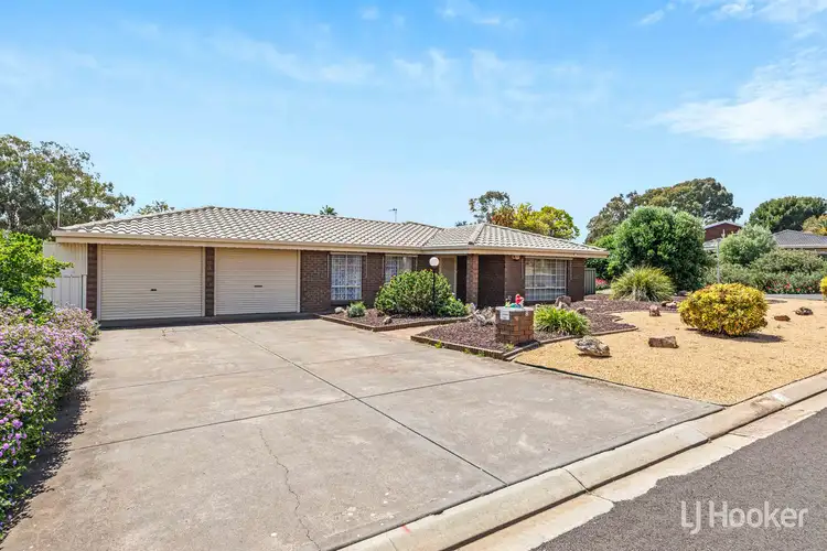 Second view of Homely house listing, 8 Jedna Close, Craigmore SA 5114