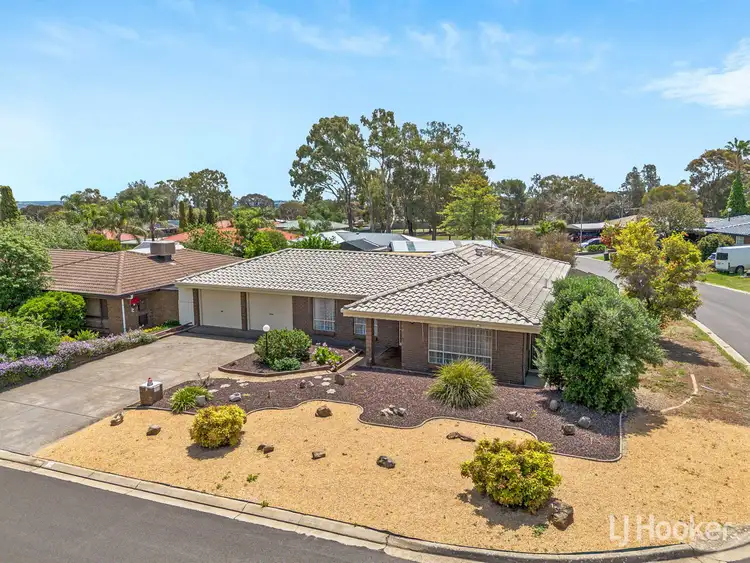 Second view of Homely house listing, 8 Jedna Close, Craigmore SA 5114