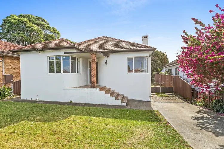 74 Davies Road, Padstow NSW 2211