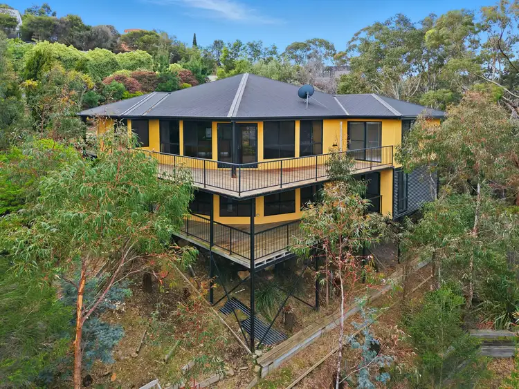 35 Wassell Place, Lindisfarne TAS 7015