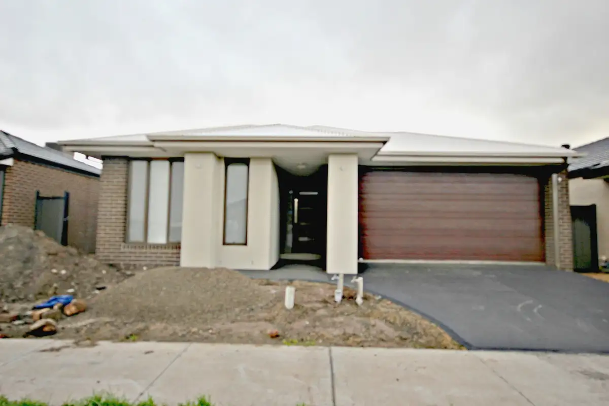Main view of Homely house listing, 5 Scoria Circuit, Craigieburn VIC 3064