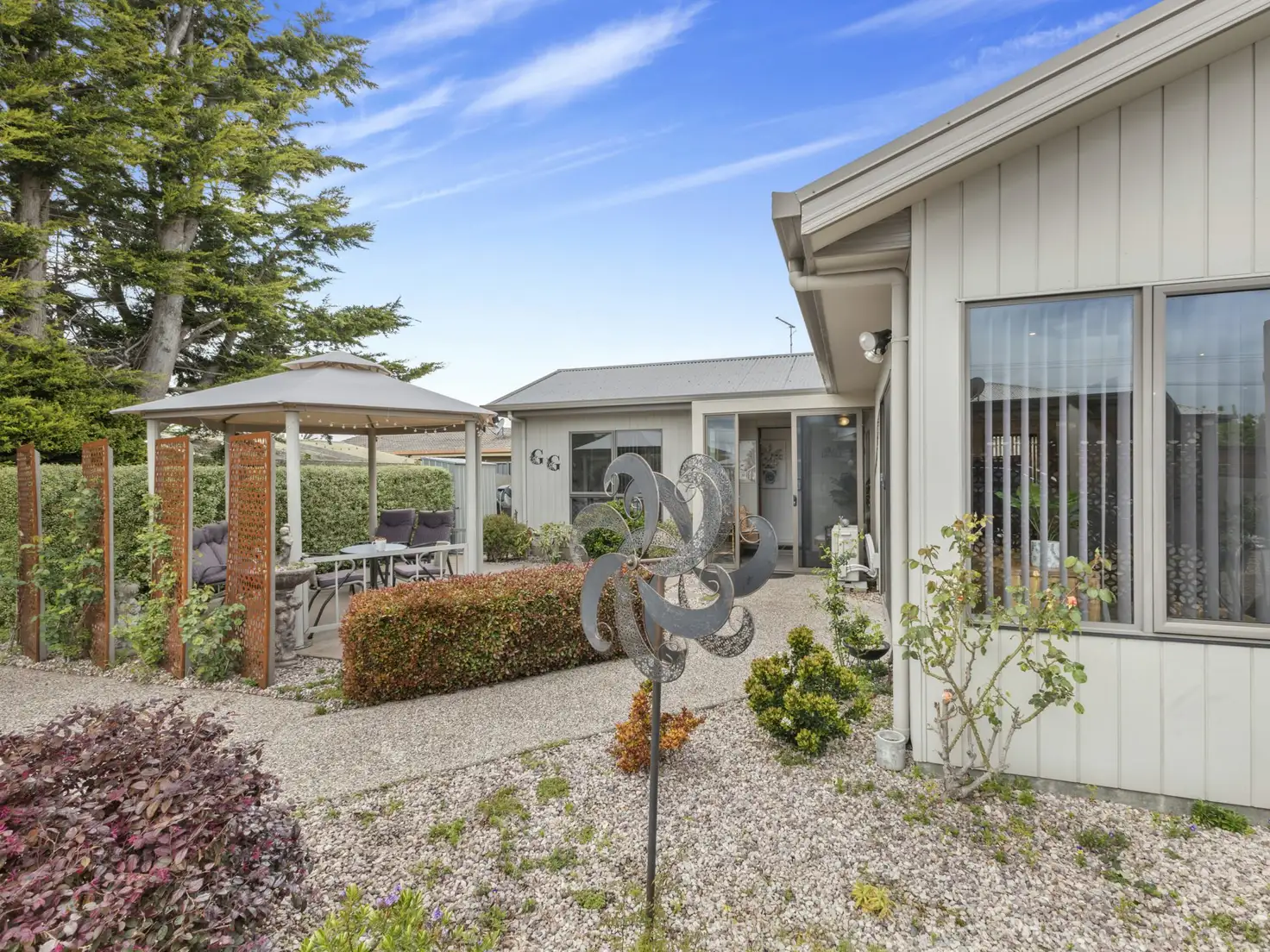 Main view of Homely unit listing, 2/60 Dodgin Street, Wynyard TAS 7325