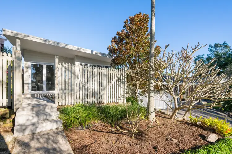 17a Bangalow Avenue, Mona Vale NSW 2103