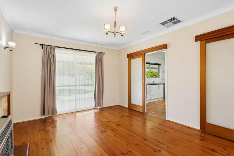 Fourth view of Homely house listing, 4 Spenfeld Court, Valley View SA 5093