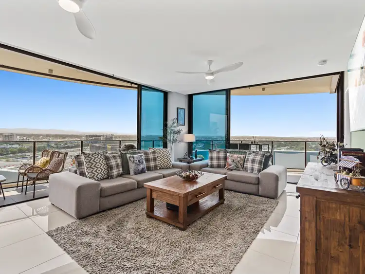11301/5 Harbour Side Court, Biggera Waters QLD 4216