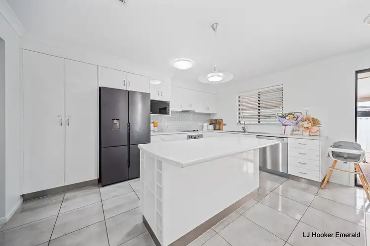 Sixth view of Homely house listing, 9 Elwick Court, Emerald QLD 4720