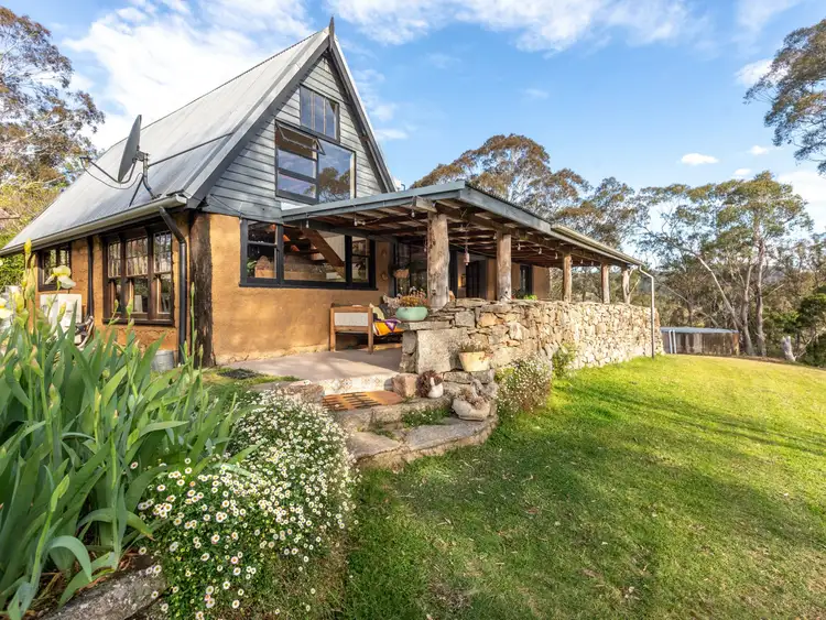 329 New Buildings Road