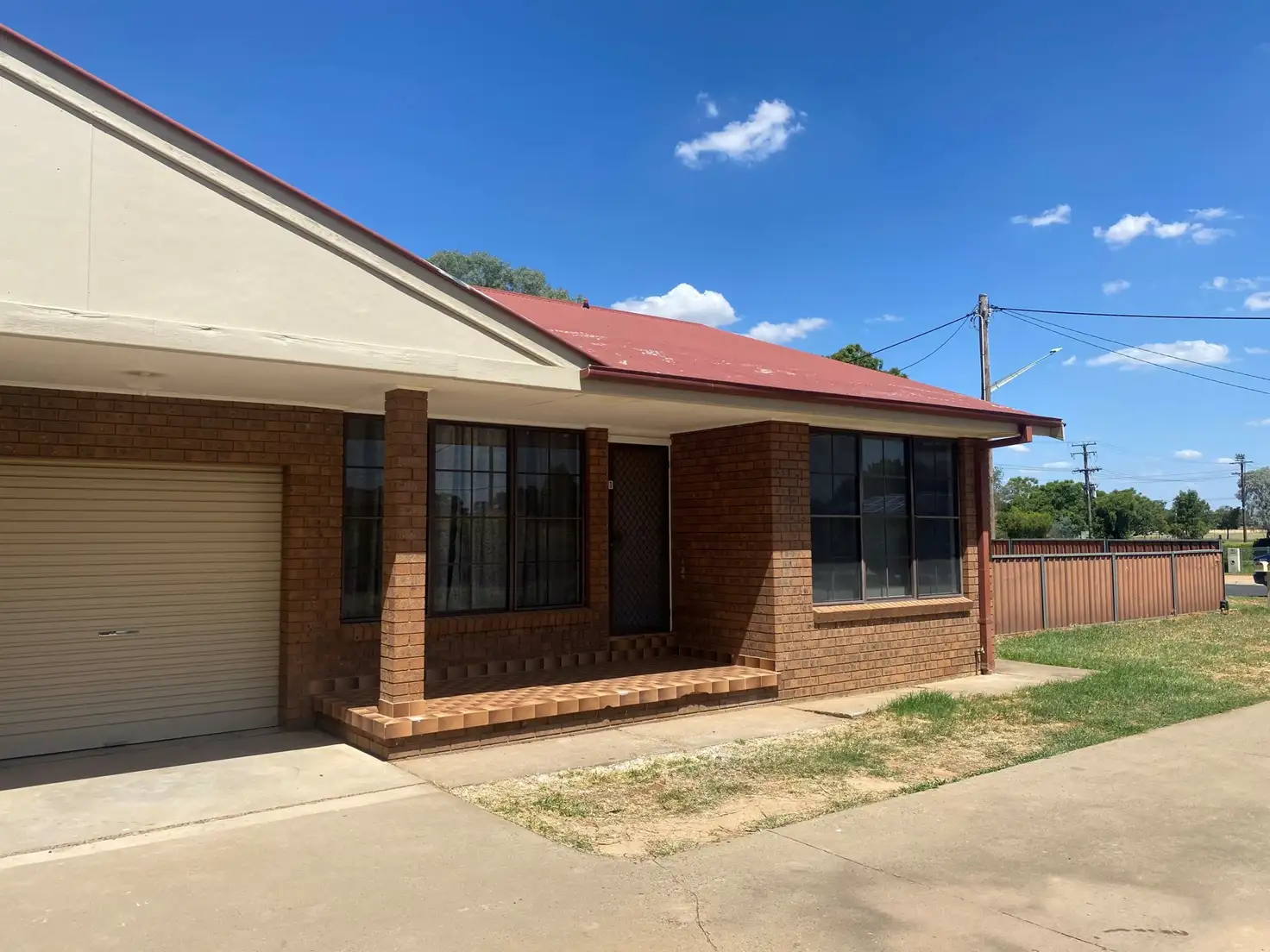 Main view of Homely semi-detached listing, 2/115 Wattle Crescent, Narromine NSW 2821