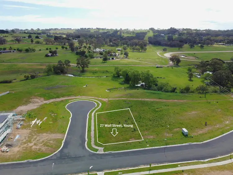 27 Wall Street, Young NSW 2594