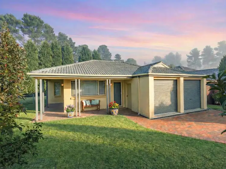 6 Rowan Place, Bowral NSW 2576