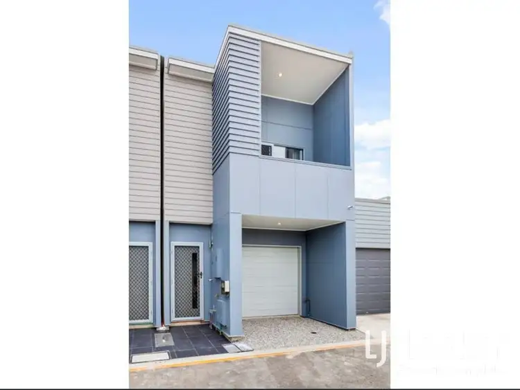 30 Robbins Lane, Fitzgibbon QLD 4018