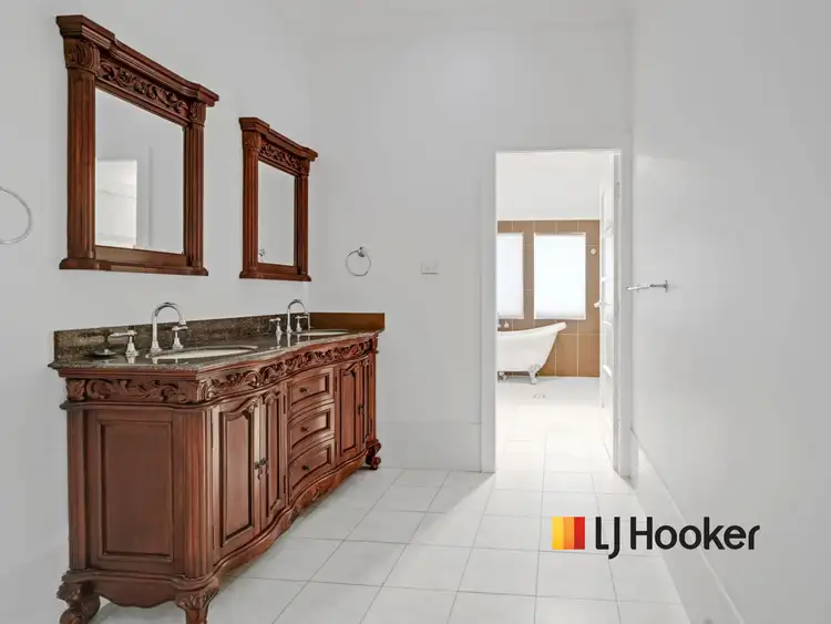 Fifth view of Homely house listing, 118 Third Avenue, Narromine NSW 2821