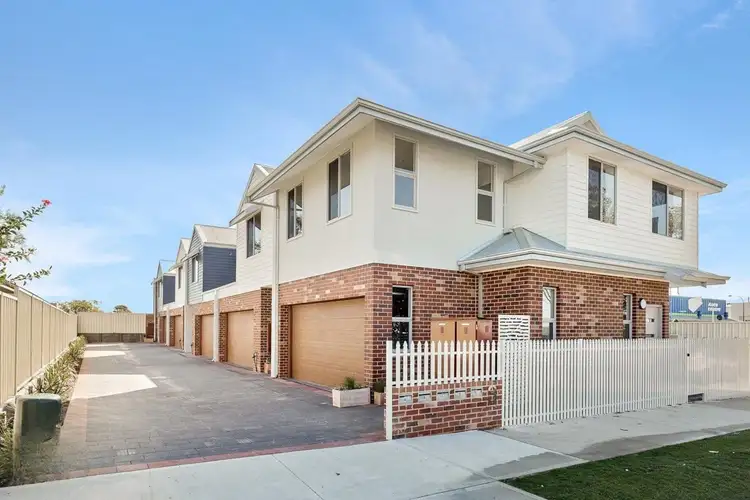 2/3 Tuam Street, Victoria Park WA 6100