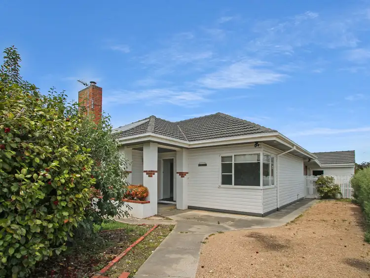 17 Ross Street, Bairnsdale VIC 3875