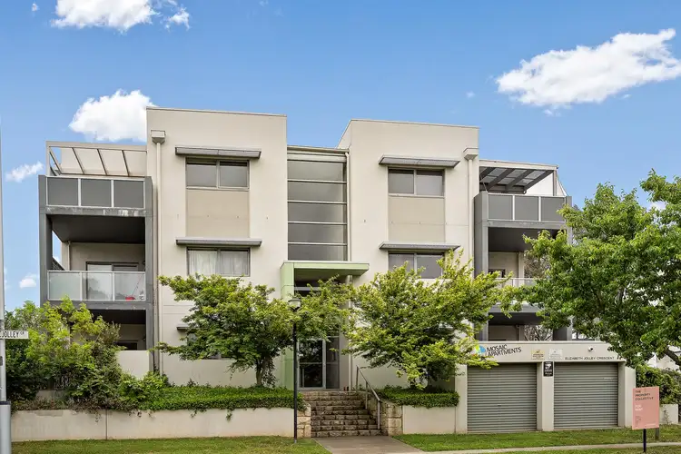 72/75 Elizabeth Jolley Crescent