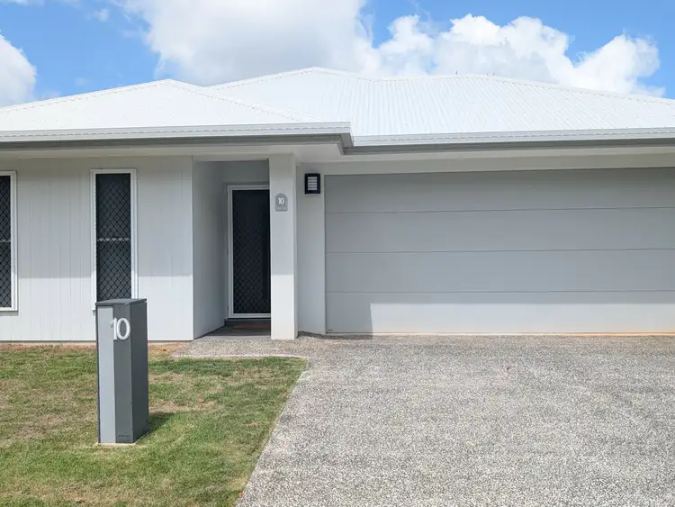 10 Hyland Close, Redlynch QLD 4870
