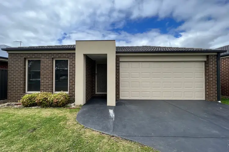 45 Elmslie Drive, Cranbourne East VIC 3977
