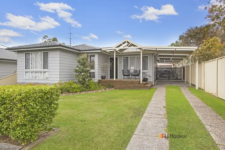 30 Carinya Street, Charmhaven NSW 2263