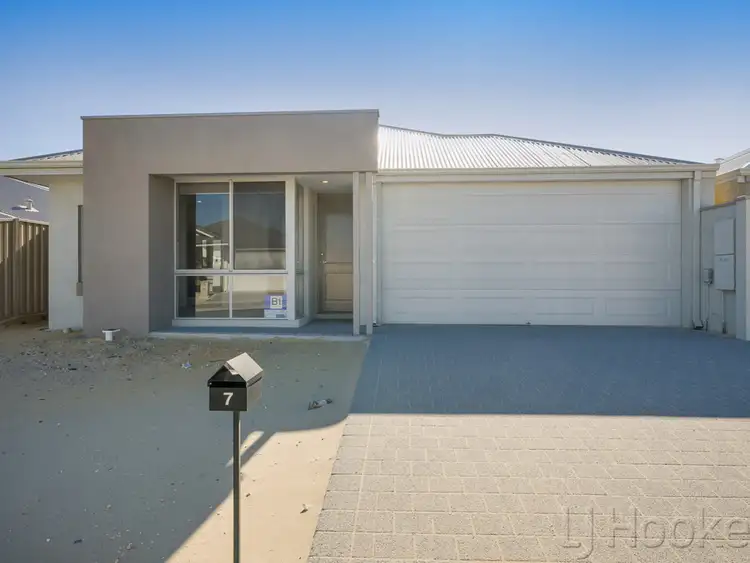 7 Primrose Loop, Eglinton WA 6034