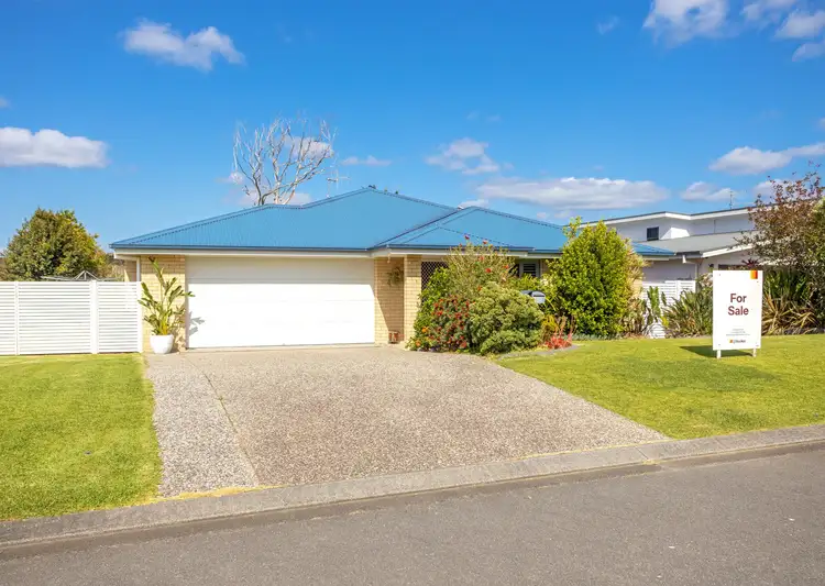 28 Shantull Drive, Wallabi Point NSW 2430