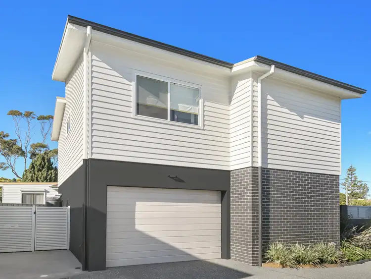 1/32 Day Street, Lake Illawarra NSW 2528